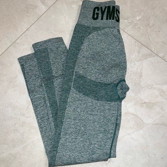 Gymshark Leggings In Turquoise Army Green - Picture 2 of 3